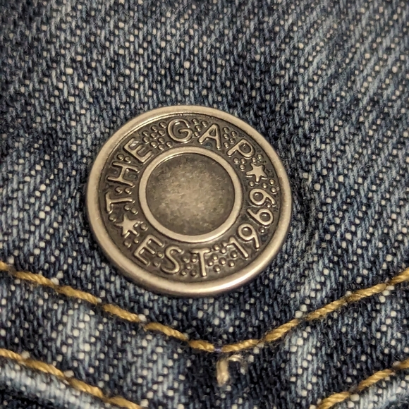 Vintage 2000 Gap Denim Trucker Style Jean Jacket Kids Boys or Girls Size Small - Picture 6 of 10